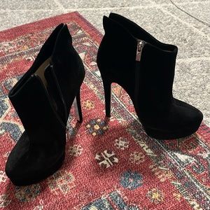 Chinese laundry stilettos